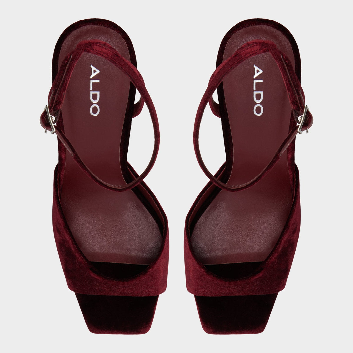 Alisonn in Bordo - | Aldo Recommended