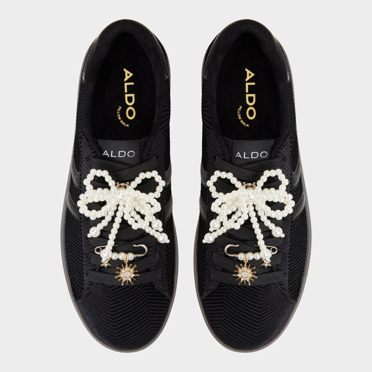 Chicsneaker2 in Black Black - Low top sneaker, Cup sole | Aldo Trending