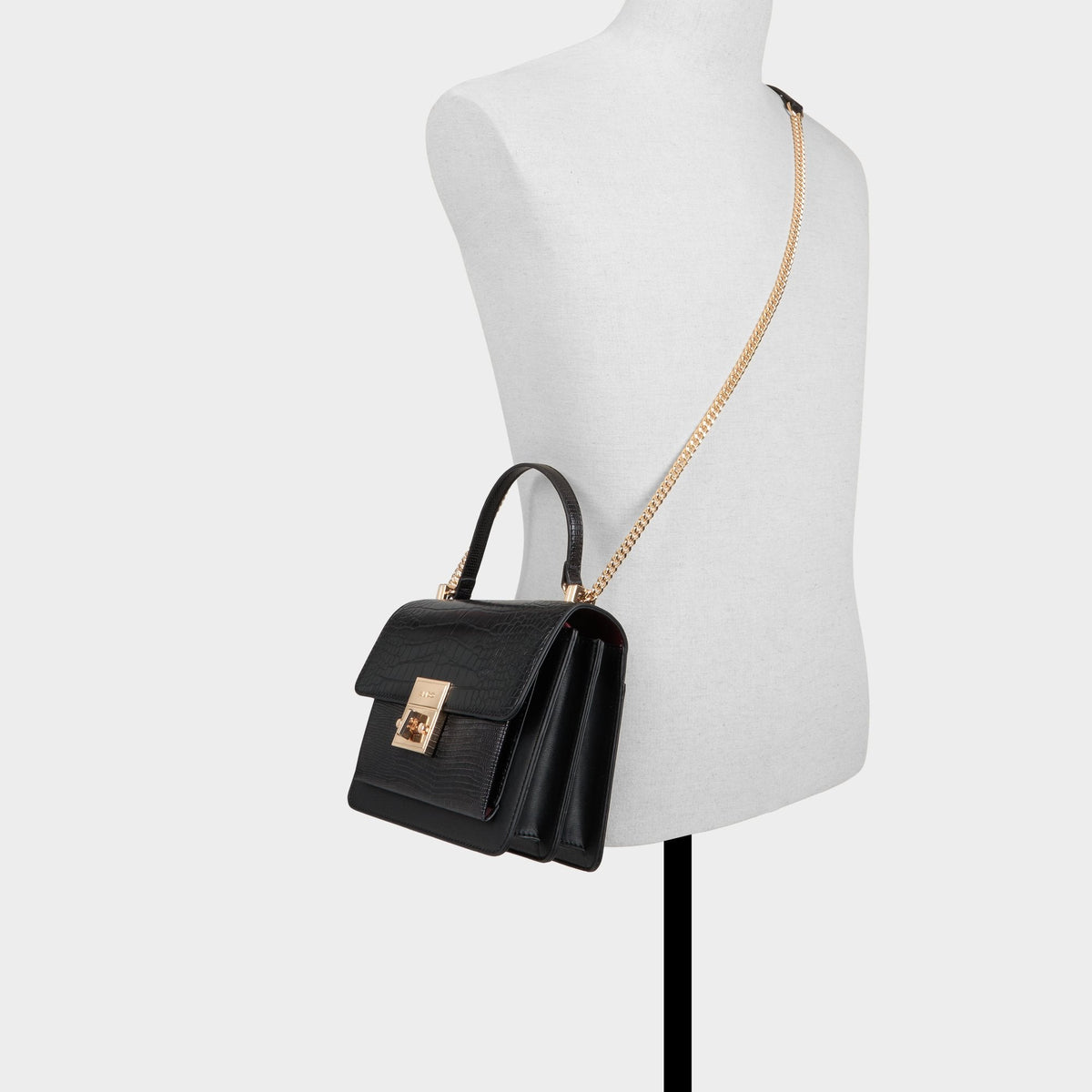 Nulsenn in Black - Crossbody bag | Aldo Recommended