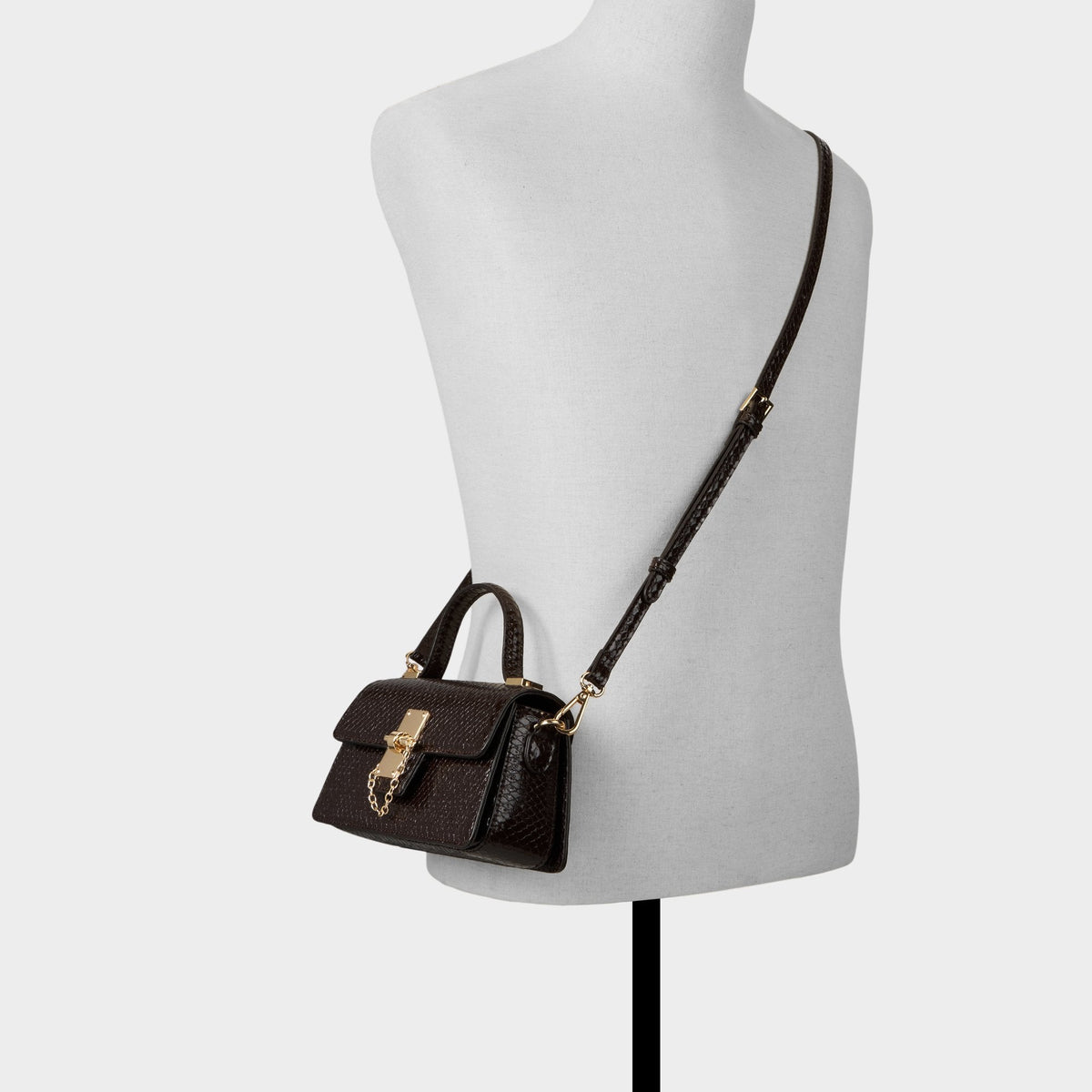 Callunaax in Brown - Top handle bag | Aldo Classic