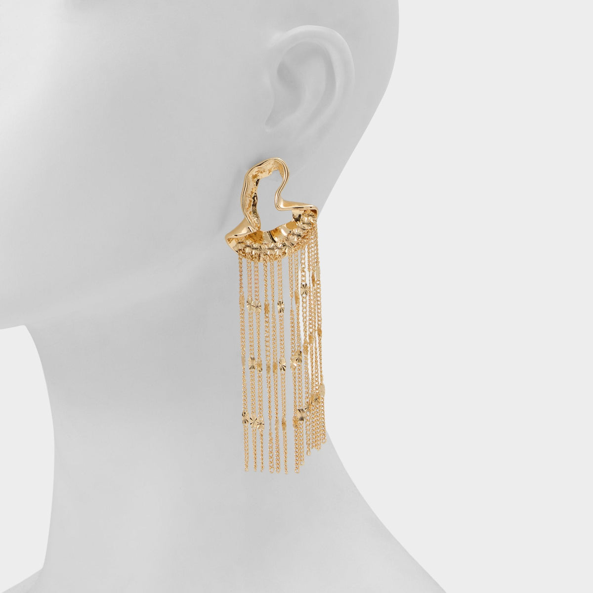 Solleenne in Gold - Chandelier earrings | Aldo Premium