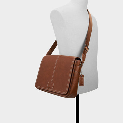 Wigoandd in Cognac - Messenger bag | Aldo Recommended